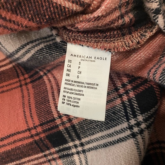 American Eagle Women’s Oversized Flannel Shirt - Picture 5 of 5